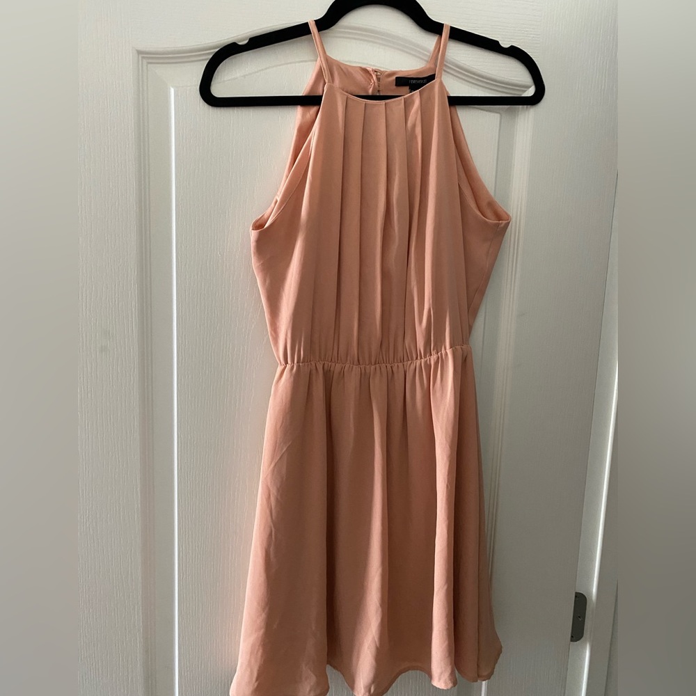 Peach colored Cami dress from forever 21, worn once. Has lining.